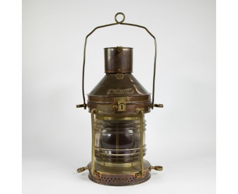 Large copper ship lamp William Mc Gloch &amp; CoGrote koperen scheepslamp William Mc Gloch &amp; CoH 54 cm