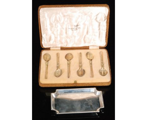 A cased set of six hallmarked parcel gilt replica Coronation anointing teaspoons, London 1936, Wakely and Wheeler together wi