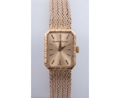 Bueche Girod - A lady's 9 carat yellow gold dress watch, rectangular champagne baton dial in a 9 carat yellow gold case with 