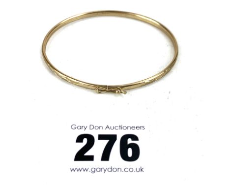 9k gold bangle, w: 2.8 gms
