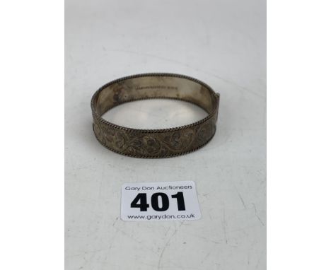 Silver engraved bangle, w: 1.1 ozt