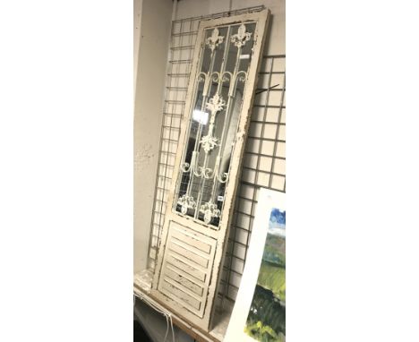 WHITE PANEL GARDEN MIRROR