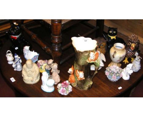 Selection of collectable ceramic ware, including novelty Owl string box