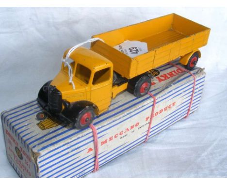 A boxed Dinky Toys No.921 - Articulated Lorry in yellow