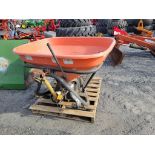 2013 Kubota VS400 Horn Spreader