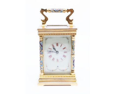 Anglaise champlevé striking carriage clock with two-train French movement, chiming on a gong. Cream porcelain dial with Roman