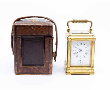 Henry Capt Grand Sonnerie French carriage clock of small proportions, chiming on a gong with carrying case. A lovely little c