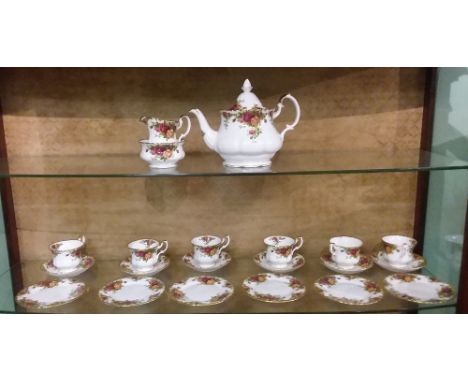 19 Pce Royal Albert Old Country Rose Tea Service