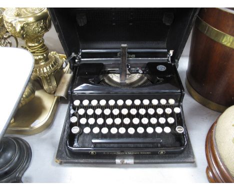 A Seidel and Naumann, Dresden Portable Erika Typewriter No. 5, in case.