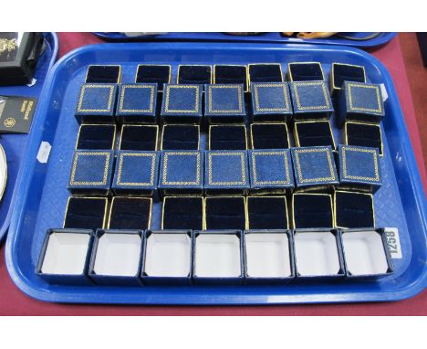 Twenty One Ring Display Boxes :- One Tray 