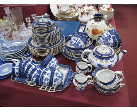 Booth's Real Old Willow Dinner Ware, approx. seventy-two pieces including teapot, dinner and tea plates, cups and saucers etc