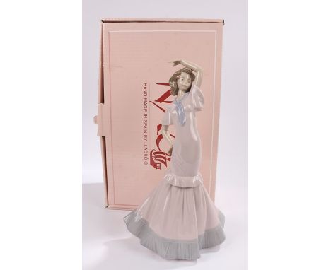 Nao figure 1243 Ensayando el Baile (rehearsing the dance), boxed