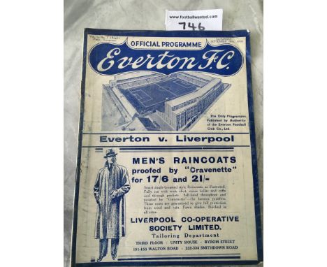 36/37 Everton v Liverpool Football Programme: Very good condition programme with no team changes. Dated 19 9 1936.