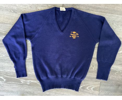 Arsenal Old FA Cup Final Jumper: Navy blue size 42 long sleeve v neck jumper with Arsenal FC and cannon with Wembley 78 79 an