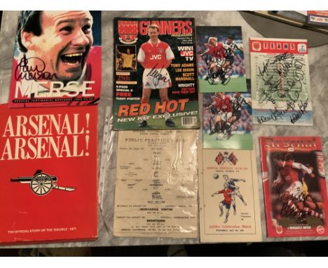 Arsenal Football Memorabilia: Hardback book Arsenal Arsenal with tears to dust jacket, 1954 Public Practice with team changes