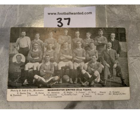 Manchester United Cup Team 1909 Football Team Postcard: Good condition with no writing to rear. Couple of scuffs only visible