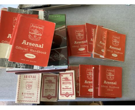 Arsenal Complete Post War Handbook Collection: Every produced official handbook from 47/48 to 2020/2021 in overall very good 