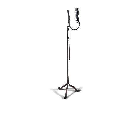 AN IRISH 18/19TH CENTURY FORGED IRON FLOOR STANDING RUSH LIGHT. 78cm high