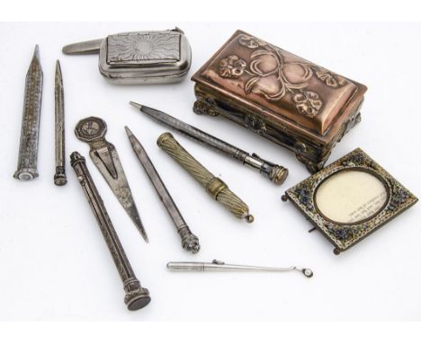 An Art Deco period sterling silver novelty golfing fob pencil, together with five Victorian and later pencils, a silver colou