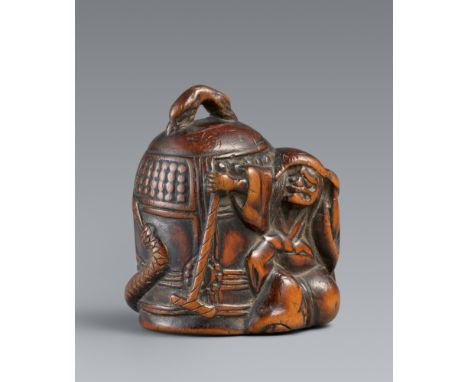 Netsuke der Kiyohime neben einer Glocke. Buchsbaum. 19. Jh.Sign. in ukibori: Masahisa (Shokyu)Kiyohime, die sich in eine Schl