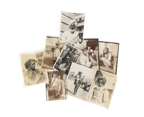 India interest. A collection of early 20th century photographs. A collection of over two hundred sepia and b+w photographs ta