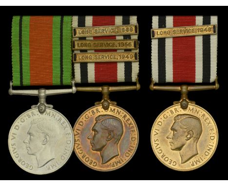 Pair: Special Constable H. Knight, Lincolnshire Police Defence Medal; Special Constabulary Long Service Medal, G.VI.R., 1st i