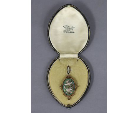 A 19th century Italian micro-mosaic oval pendant depicting two birds amongst flowers, in gold mount, 1¾” x 1¼”, with suspensi