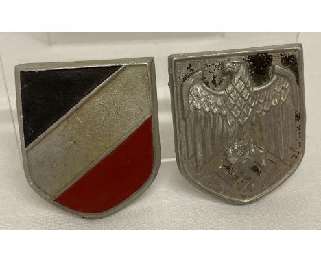 2 WWII style German Africa Corps Tropical Helmet decals.  Both with slider fixings to reverse. 