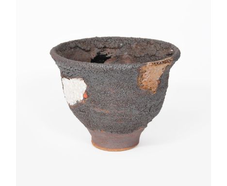 ‡ Robin Welch (1936-2019) a stoneware footed bowl or charwan, dated 1988, covered to the foot in a matt textured glaze with w