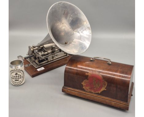 A French wooden cased Pathe cylinder phonograph with aluminium horn. Needs Pathe reproducer. 