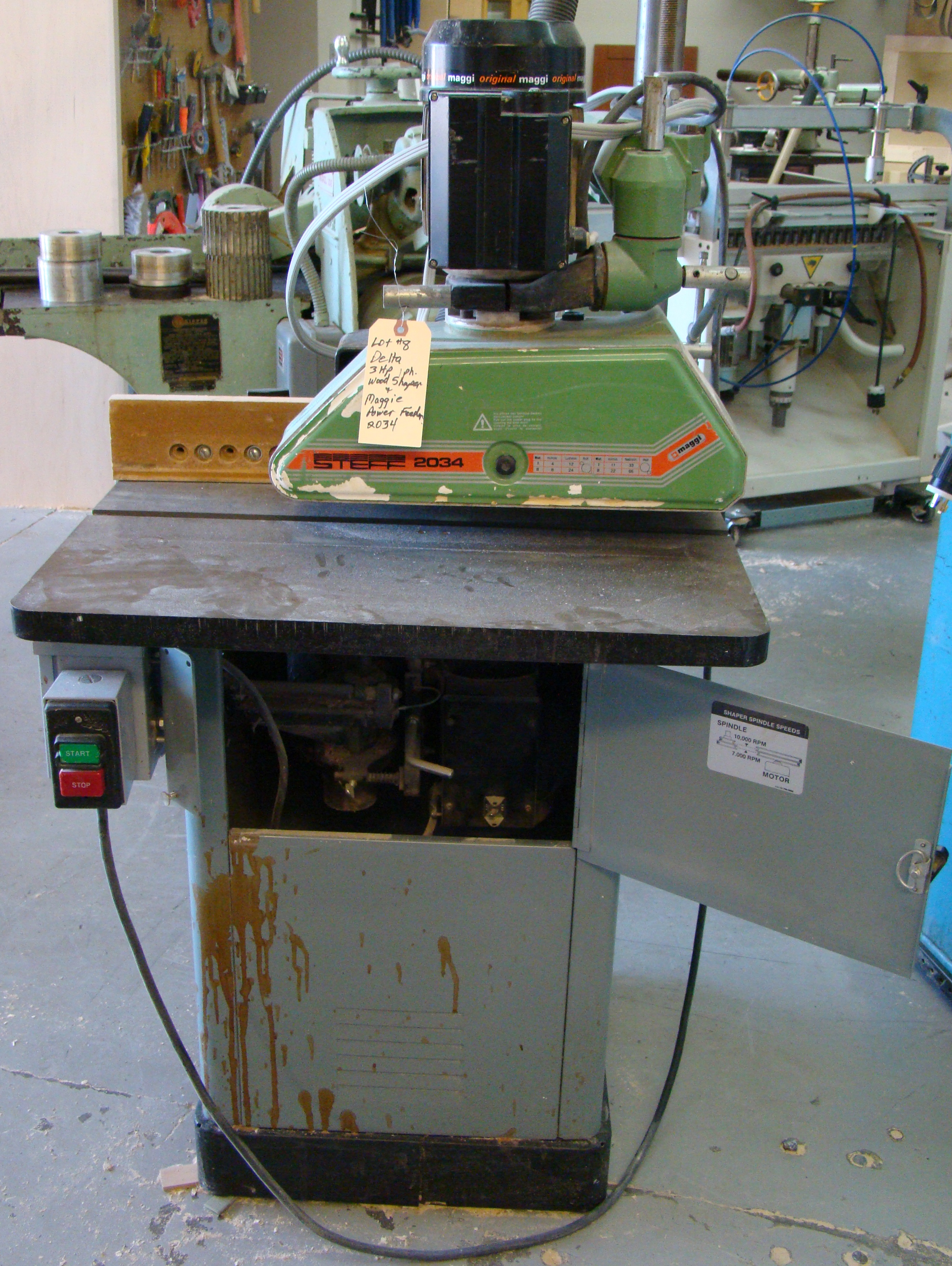 Delta Wood Shaper 3 hp 220v 1 ph & Maggie 3 wheel Power Feeder 1 phase