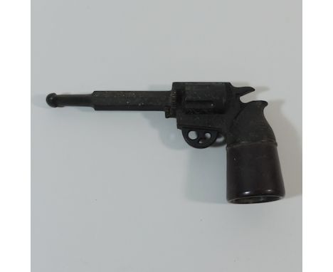 A 1930's bakelite novelty pipe, in the form of a revolver, 12cm long 