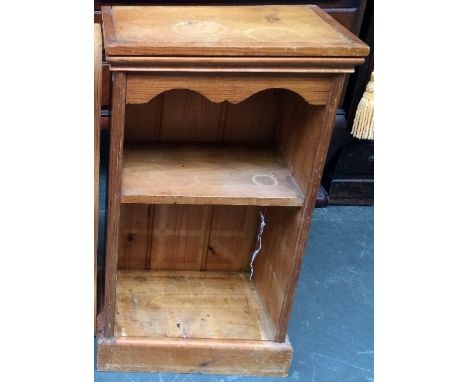 A small early 20th century pine shelf unit, 73cmH, and a 12 bottle wine rack