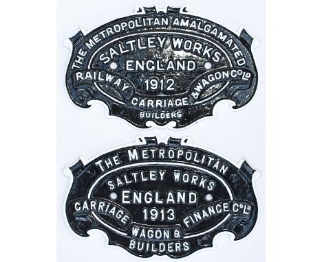 A pair of cast iron Carriage builders plates, THE METROPOLITAN CARRIAGE WAGON &amp; FINNANCE CO LTD SALTLEY WORKS ENGLAND 191