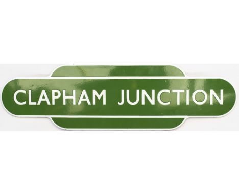 Totem BR(S) FF light green CLAPHAM JUNCTION from the former Southern Railway Station between Victoria and Crystal Palace famo