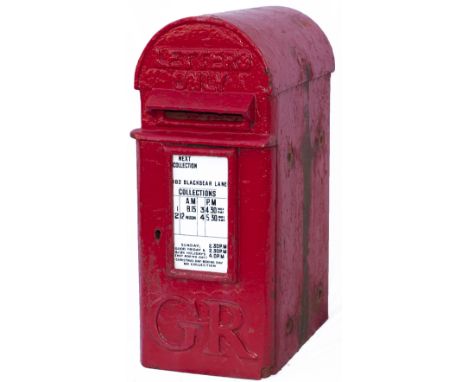 Cast iron post box, lamp box full door type, George V. Complete with a later plastic door plate 182 BLACK BEAR LANE. In light