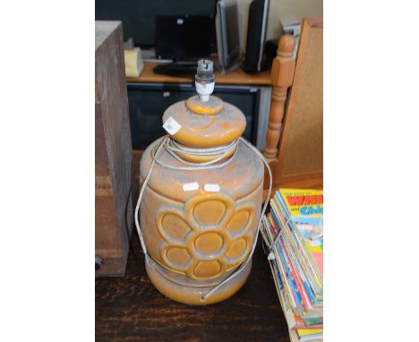 RETRO MID CENTURY POTTERY TABLE LAMP BASE