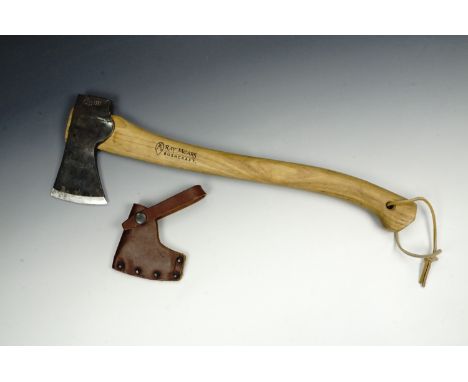 A Ray Mears Bushcraft hatchet / axe, 49 cm