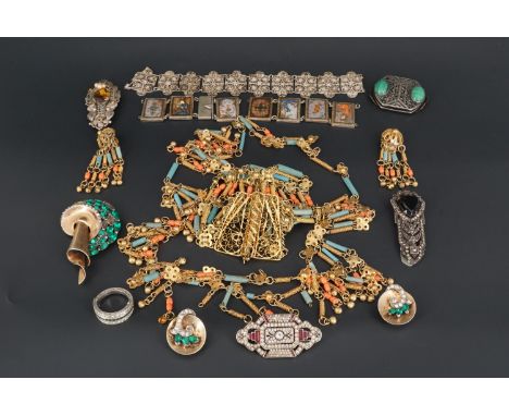 A suite of moderne gilt white metal and rhinestone jewellery, comprising a pair of clip earrings and a brooch, stamped 'Sterl