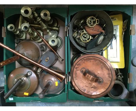 A collection of various brass ware, including candlesticks, jam pan, horse brasses, plunges, copper kettle, teapot, fireside 