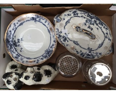 An 1890s Hancock & Sons soup tureen, cover, ladle and six soup plates, along with two Staffordshire Dogs etc (1 box)