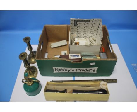 A QUANTITY OF COLLECTABLES TO INCLUDE THERMOMETERS, BRASSWARE A RECORDER, ETC