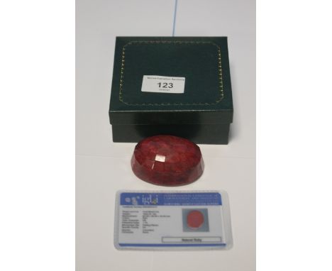 AN IGL &amp; I (INTERNATIONAL GEMOLOGICAL LABORATORIES AND INSTITUTE) CERTIFICATED NATURAL RUBY, oval mixed cut, 1024.25 Cts,