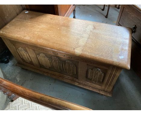 Light oak&nbsp; Coffer/ blanket chest, water damage to the top plus low chest of two drawers.