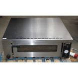 1 x Lincat PO430 Single Deck Pizza Oven - Capacity 4 x 12 Inch Pizzas - Power 3 Phase - RRP £1,600