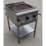 1 x PARRY Professional Natural Gas Lava Rock Chargrill Pgc6 With Stand - RRP £1,300.00
