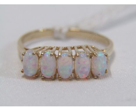 9ct YELLOW GOLD 5 STONE OPAL RING, size N 