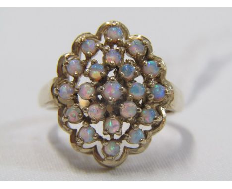 9ct YELLOW GOLD OPAL CLUSTER RING, size O 