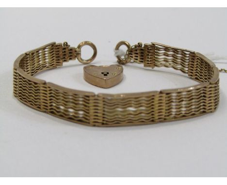 9ct GOLD GATE BRACELET, 7" two tone gold bracelet with padlock, 18.8 grams 
