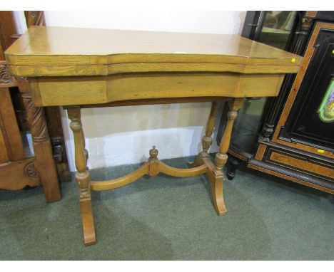 OAK CARD TABLE, folding top on twin pillar support and cross stretcher base, 94cm width 